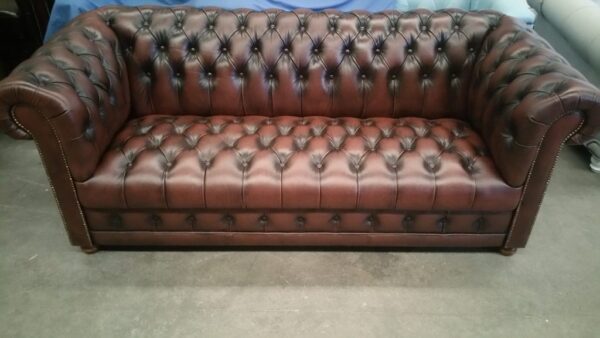 MANCHESTER CHESTERFIELD - Classic Chesterfield
