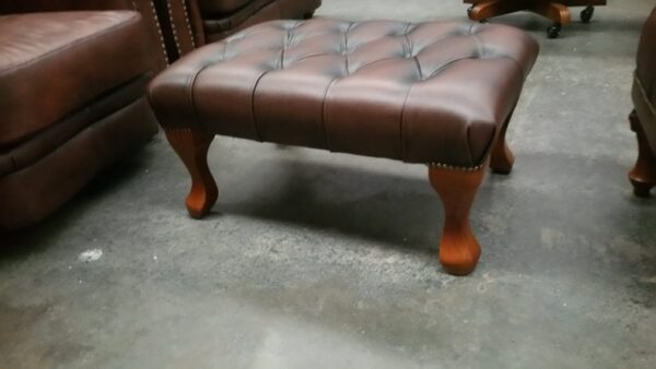 QUEEN ANNE FOOT STOOL - Classic Chesterfield