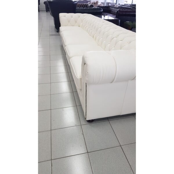 PREMIER CHESTERFIELD - Classic Chesterfield