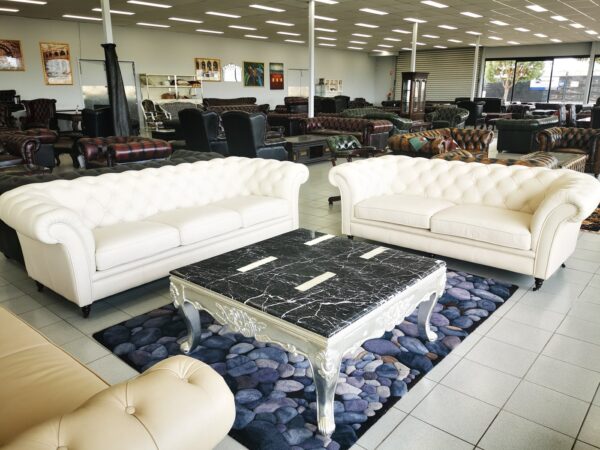 ALEXANDRIA CHESTERFIELD - Classic Chesterfield