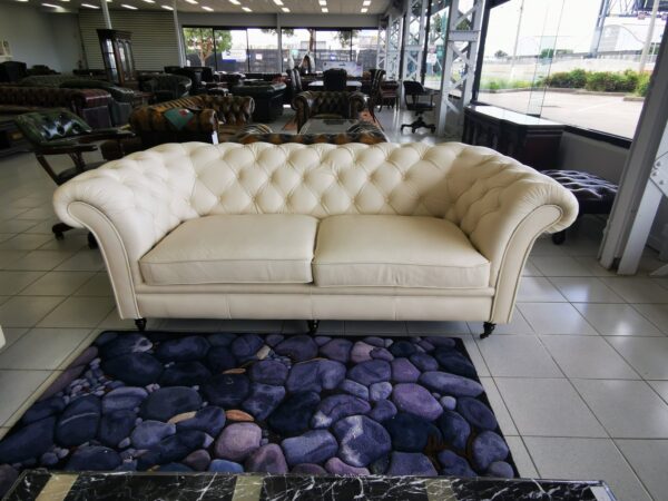 ALEXANDRIA CHESTERFIELD - Classic Chesterfield
