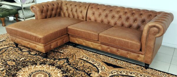 WATERLOO CHAISE SOFA - Classic Chesterfield
