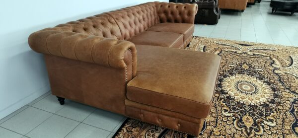 WATERLOO CHAISE SOFA - Classic Chesterfield