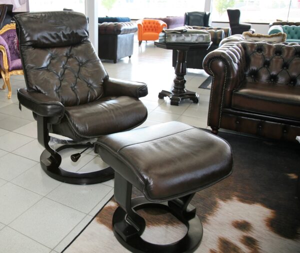 Mourad Chair & Ottoman - Classic Chesterfield