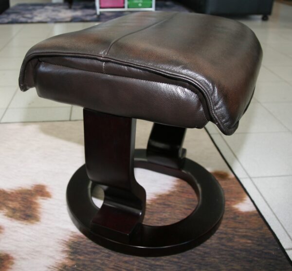 Mourad Chair & Ottoman - Classic Chesterfield