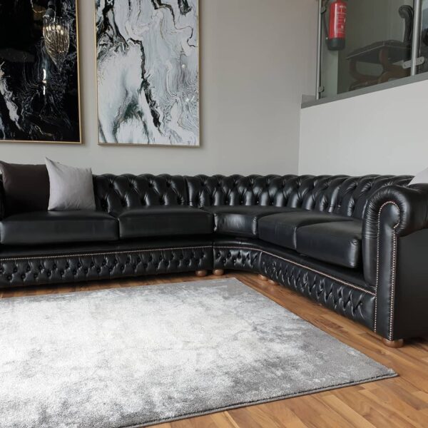 PREMIER CORNER CHESTERFIELD - Classic Chesterfield