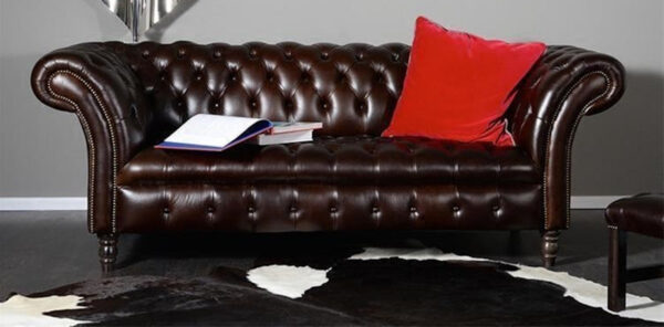 ALEXANDRIA CHESTERFIELD - Classic Chesterfield